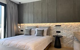 Tramonto Maisonettes & Suites